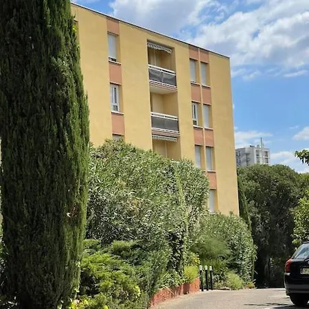 P3 Proche Centre Ним